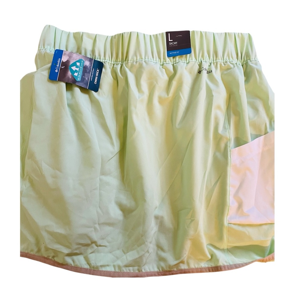 Columbia Light Green Omni-Wick Shorts